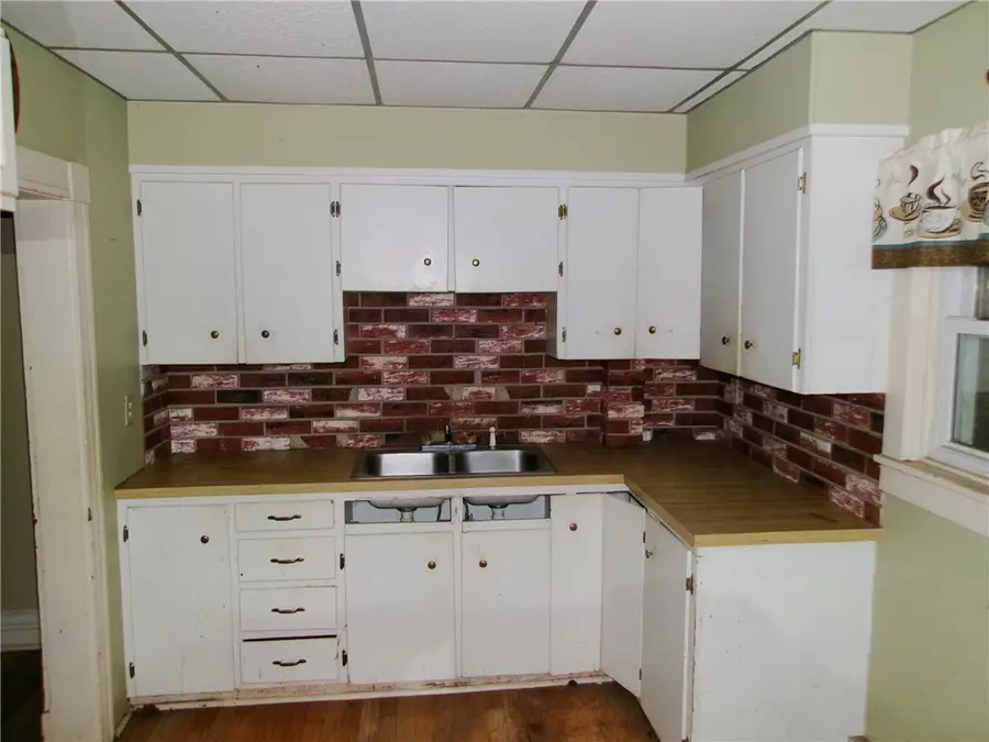 20 Clarendon Street, Albion, NY 14411 - #3
