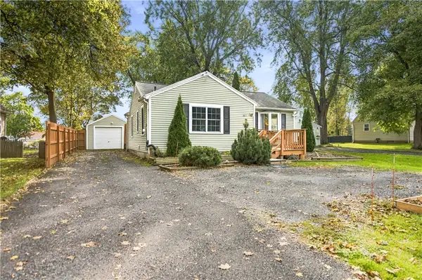 157 Lowden Point Road, Rochester, NY 14612