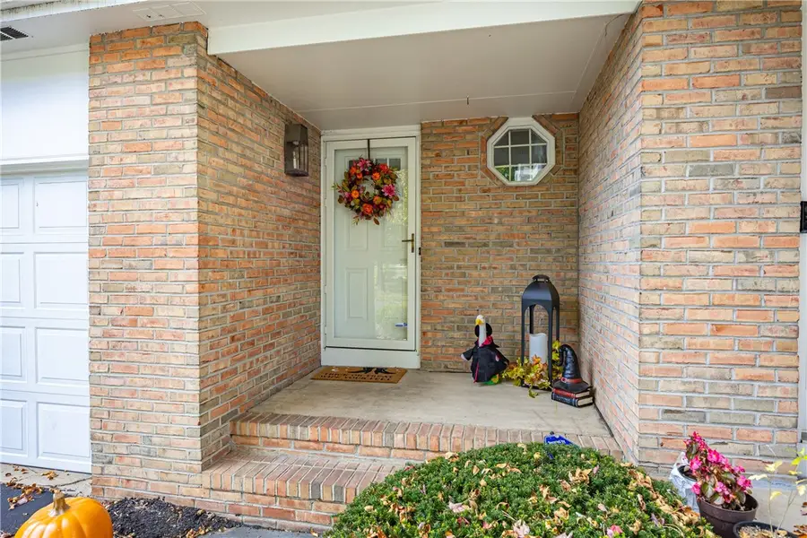 28 Chasewood Circle, Rochester, NY 14618 - #3