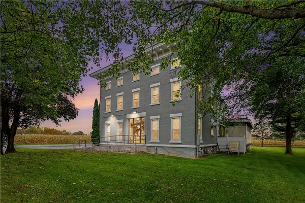 180 Geneva Street, Lyons, NY 14489