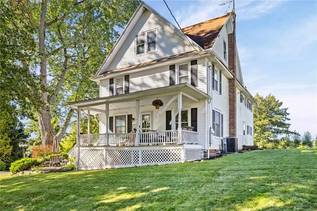 7677 E Townline Road, Williamson, NY 14589 - #1