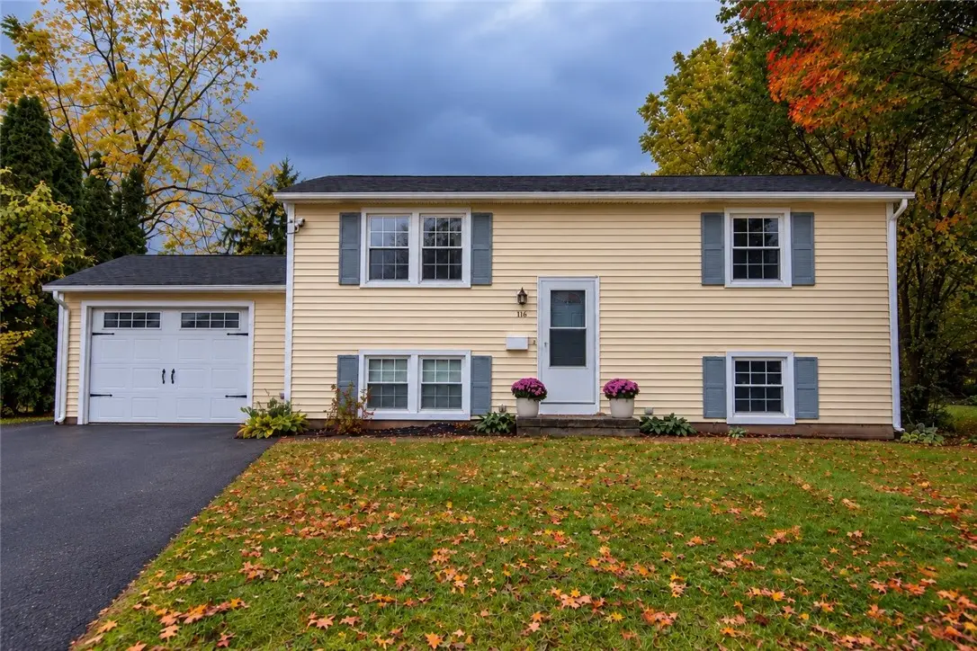 176 Lyman St, Brockport, NY 14420 - #1