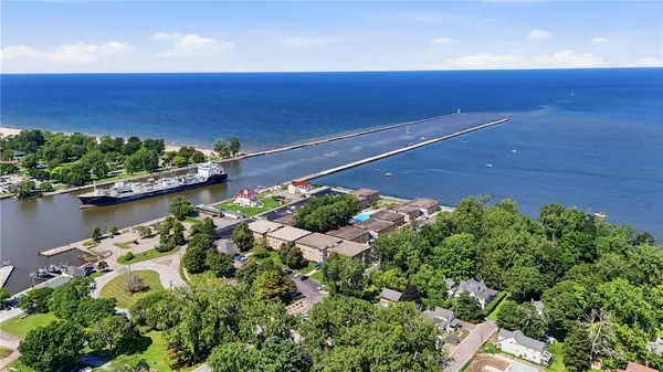811 Westage At The Harbor, Rochester, NY 14617