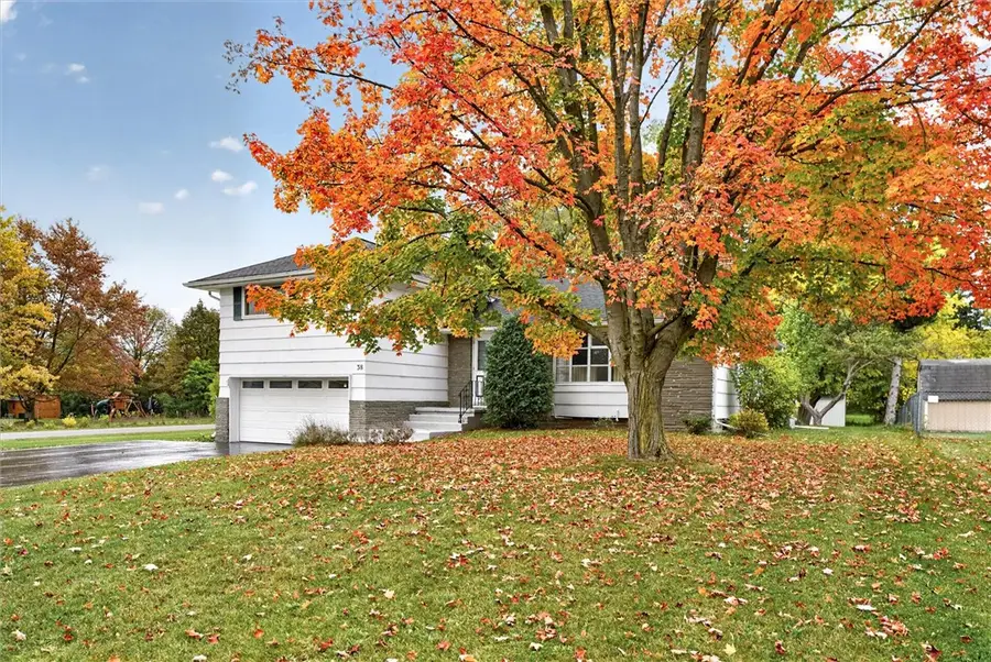 38 Bradford Road, Pittsford, NY 14534 - #2