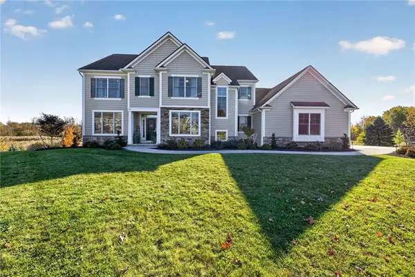 55 Turning Leaf Drive, Pittsford, NY 14534
