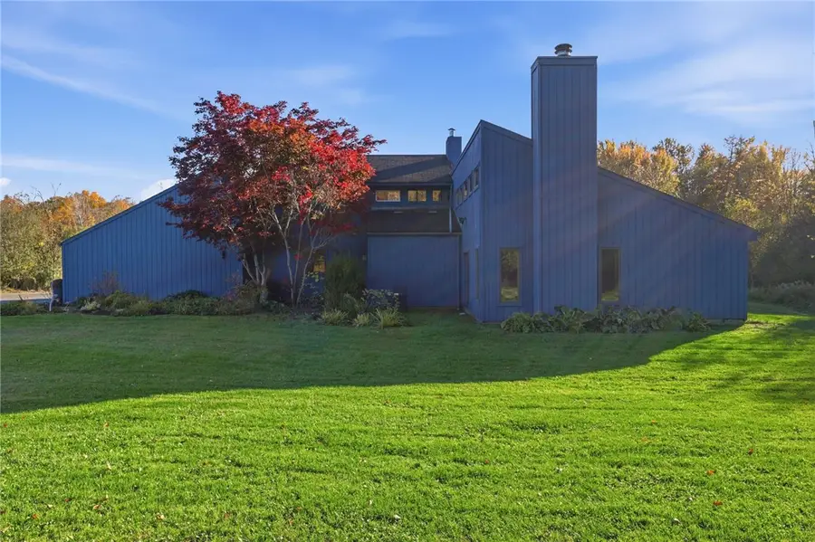 567 Smith Road, Pittsford, NY 14534 - #2