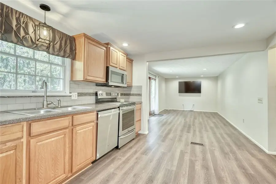 21 Covered Wagon, West Henrietta, NY 14586 - #2
