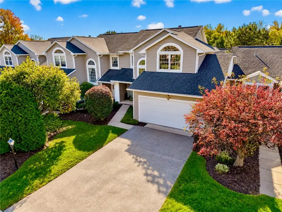 8 Cedarview, Fairport, NY 14450 - #2