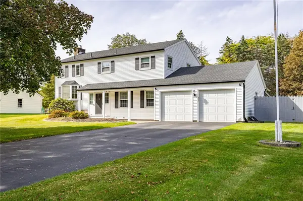 611 Bending Bough Drive, Webster, NY 14580