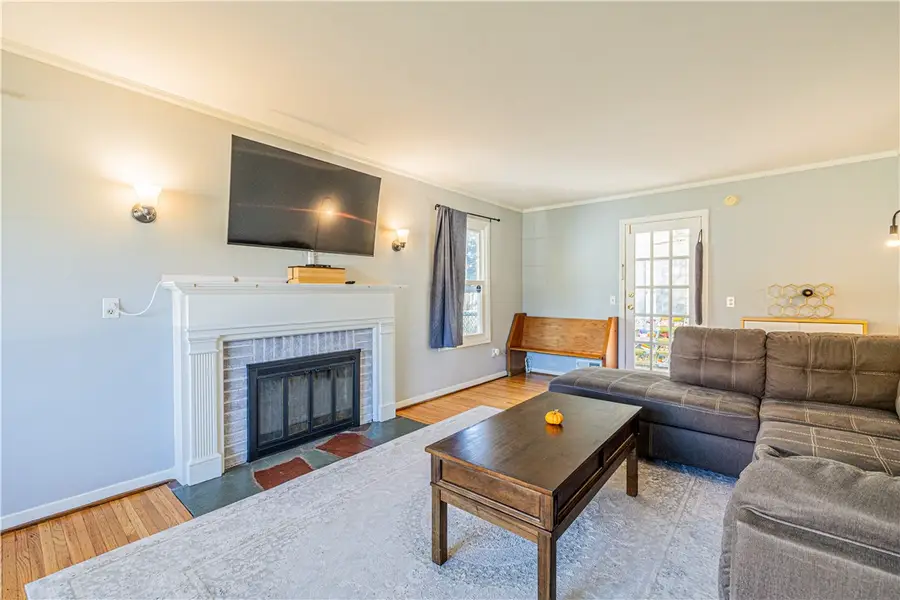 180 Winton Road S, Rochester, NY 14610 - #3