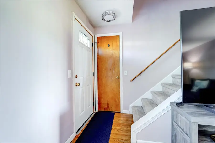 203 Cape Cod Way, Rochester, NY 14623 - #3