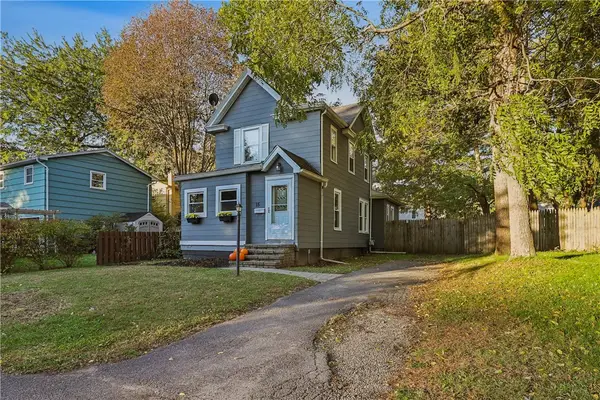 15 Dewey Avenue, Rochester, NY 14617