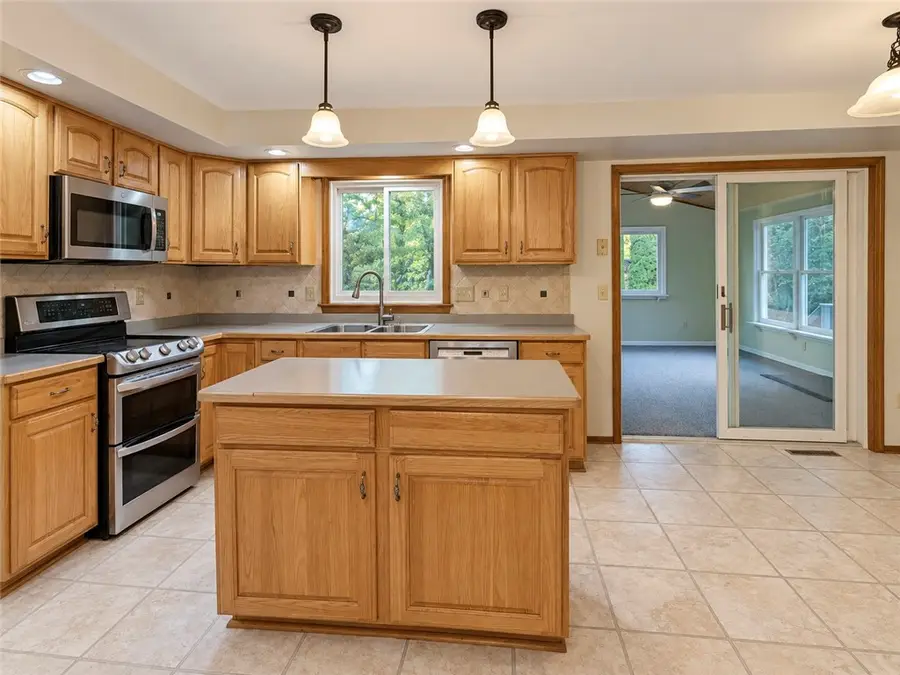 2 Thomas Maria Circle, Webster, NY 14580 - #2