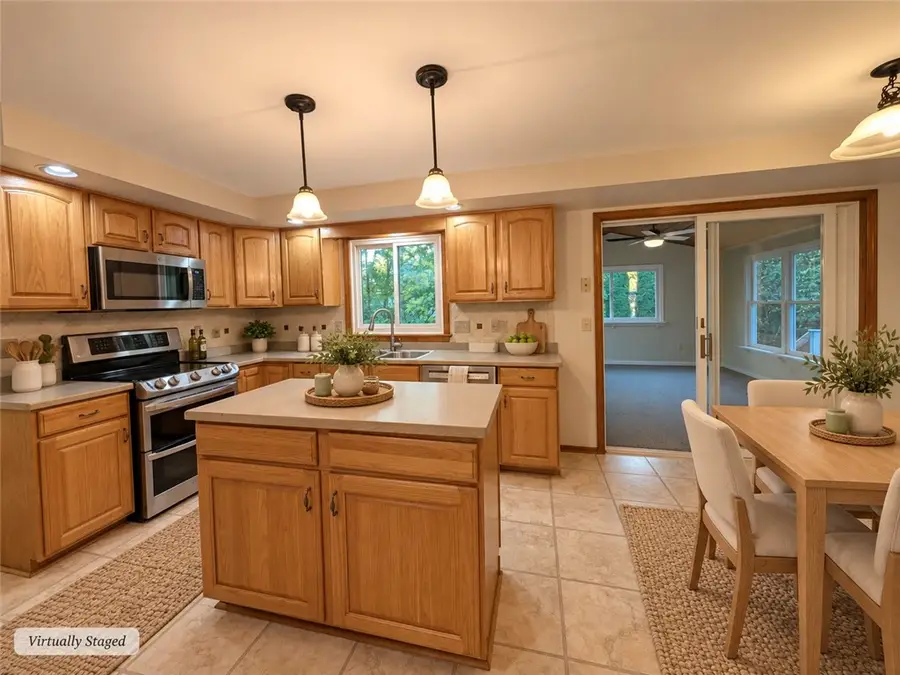 2 Thomas Maria Circle, Webster, NY 14580 - #3