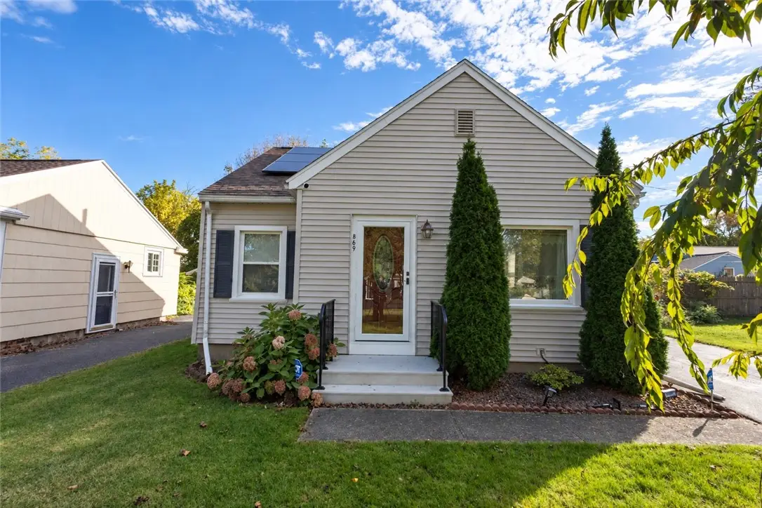 869 Whitlock Road, Rochester, NY 14609 - #1