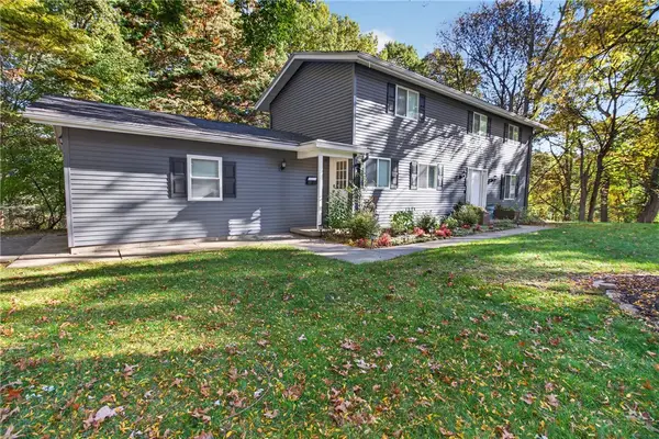 235 Harvington Dr, Rochester, NY 14617