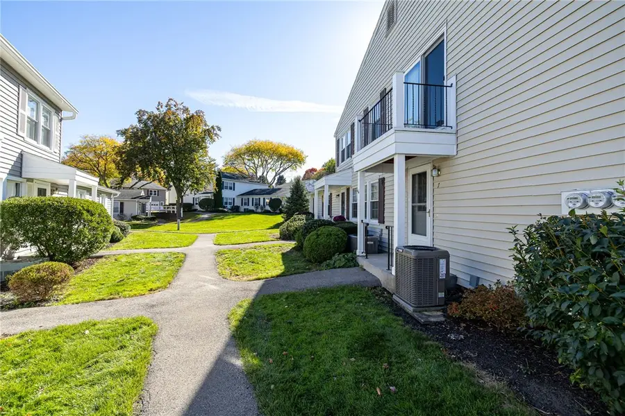 7 Eagle Lane, Fairport, NY 14450 - #3