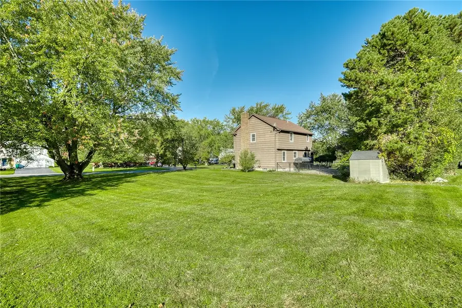 512 Sherborne Road, Webster, NY 14580 - #2