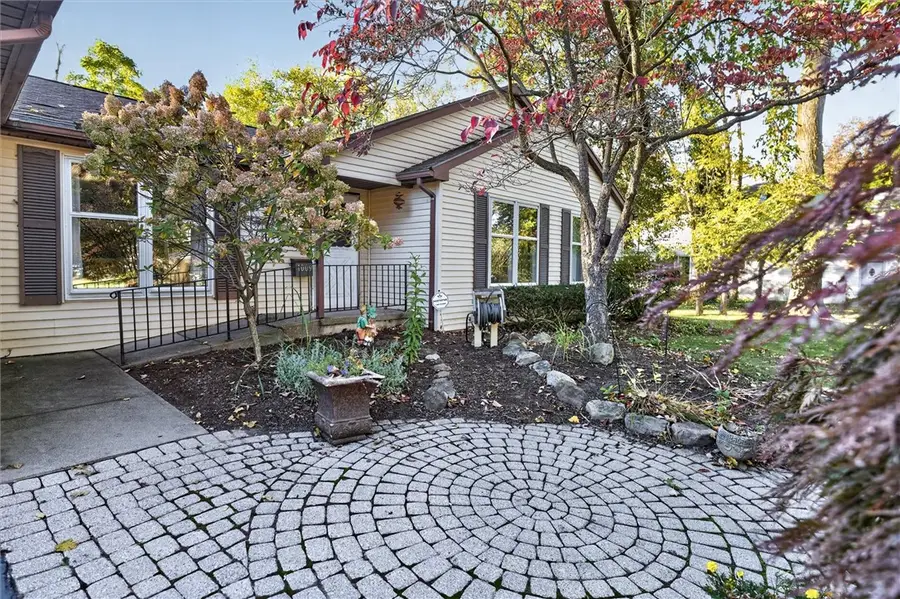1009 Heritage Park Drive, Webster, NY 14580 - #2