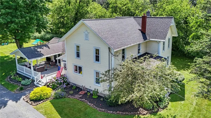 956 Willits Rd, Ontario, NY 14519 - #2