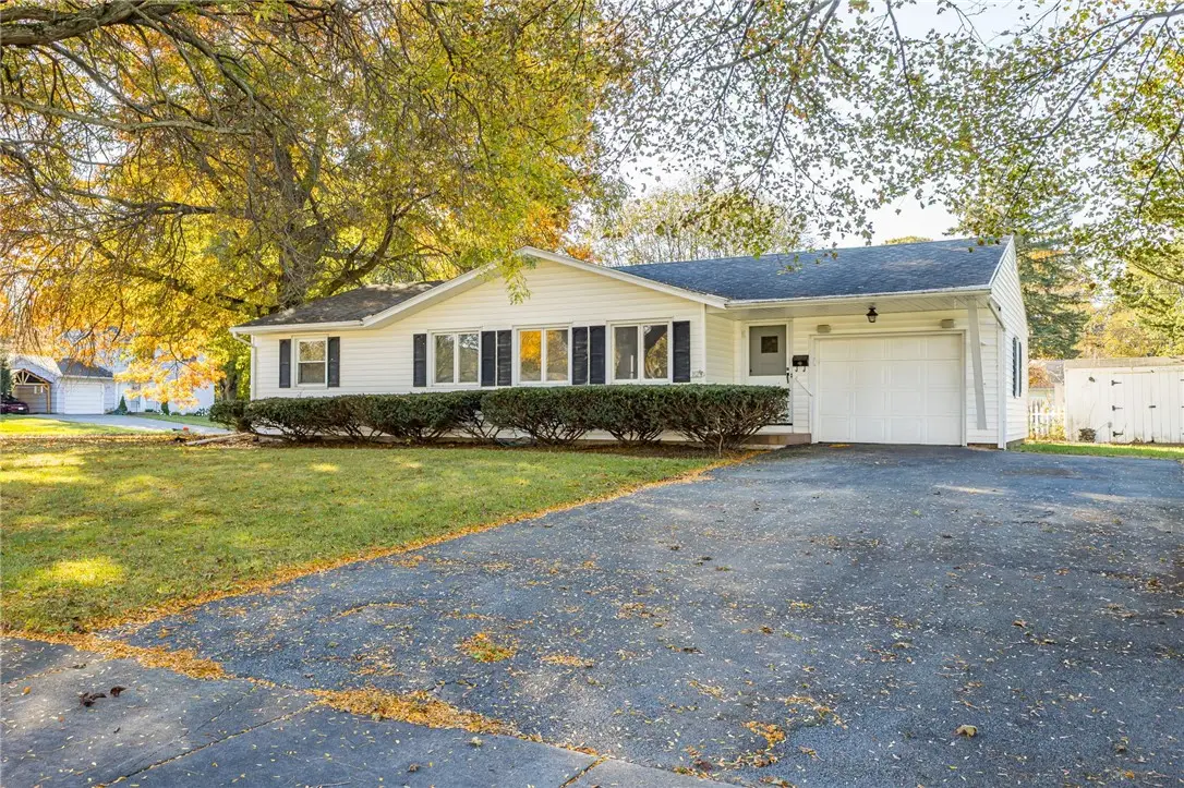 162 Kaymar Dr Drive, Rochester, NY 14616 - #1