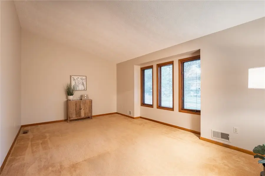 23 Canterbury, Fairport, NY 14450 - #3
