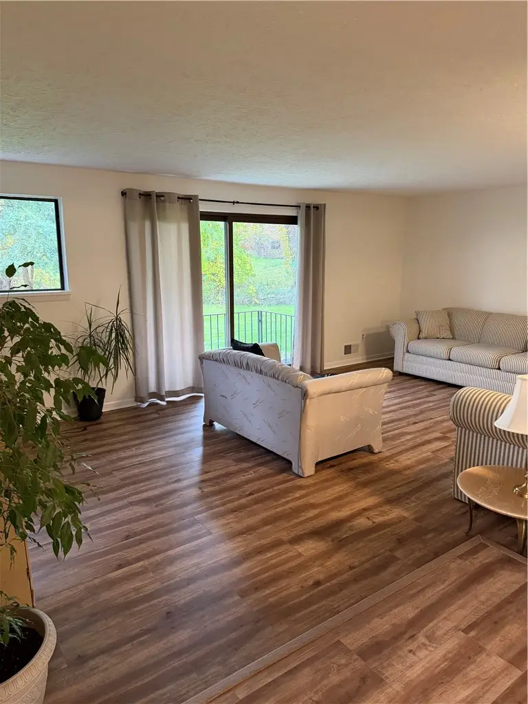 24 Great Wood Court, Fairport, NY 14450 - #3