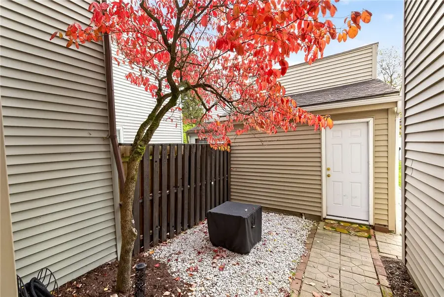16 Tilegate, Fairport, NY 14450 - #3