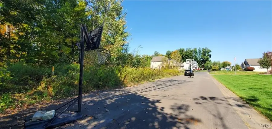 Cross Creek Drive, Liverpool, NY 13090 - Image #2