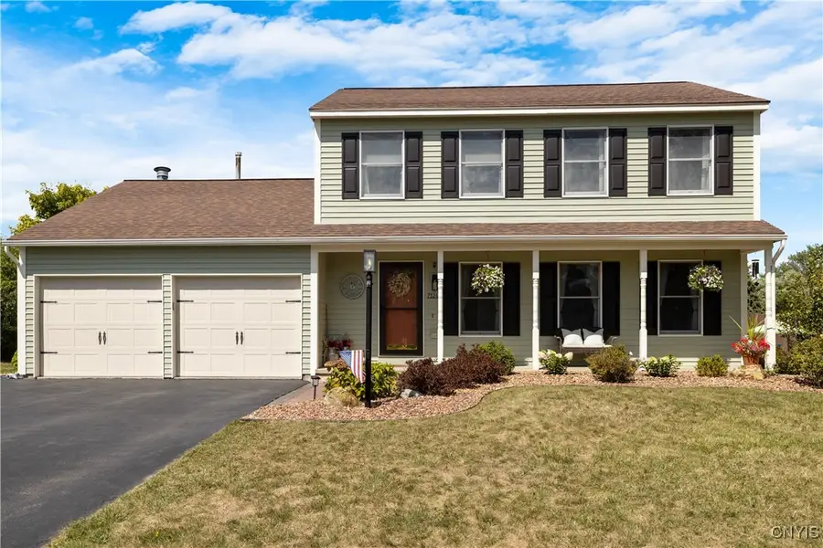 7324 Spring Mountain Drive, East Syracuse, NY 13057 - Image #2