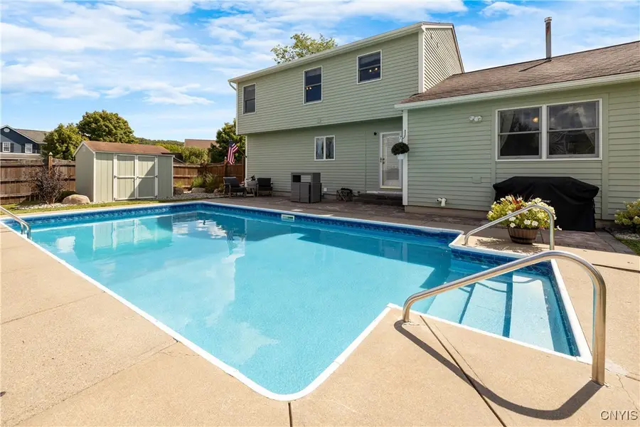 7324 Spring Mountain Drive, East Syracuse, NY 13057 - Image #3