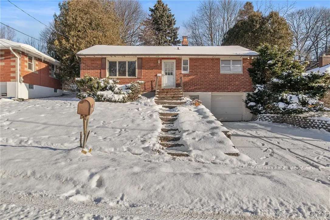 111 Doll Parkway, Syracuse, NY 13214 - Image #1