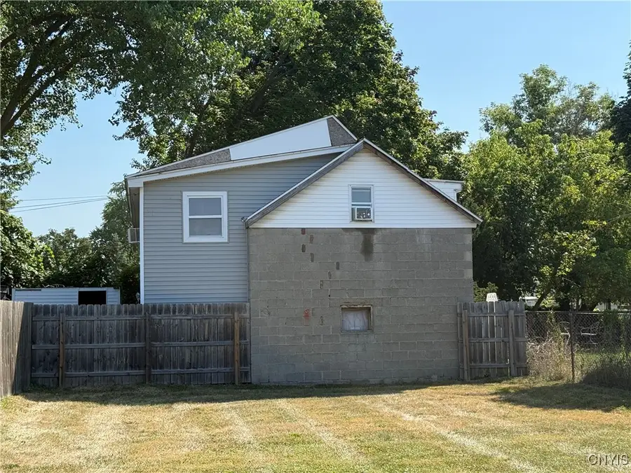 125 W 1st Street, East Syracuse, NY 13057 - Image #3