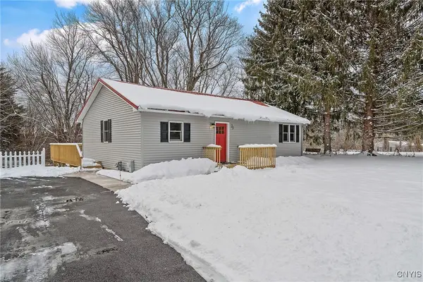 23 Dix Drive, Phoenix, NY 13135