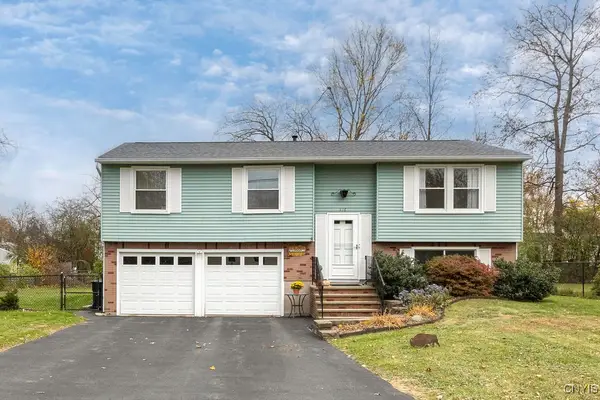 316 Longdale Drive, Liverpool, NY 13090