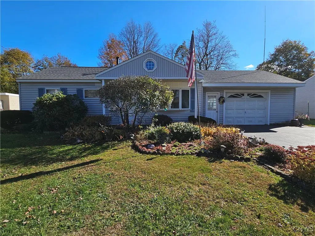 18 Walnut Drive, Whitesboro, NY 13492 - Image #1