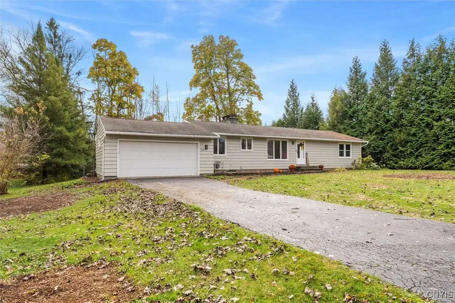 3300 Woods Road, Baldwinsville, NY 13027 - Image #2