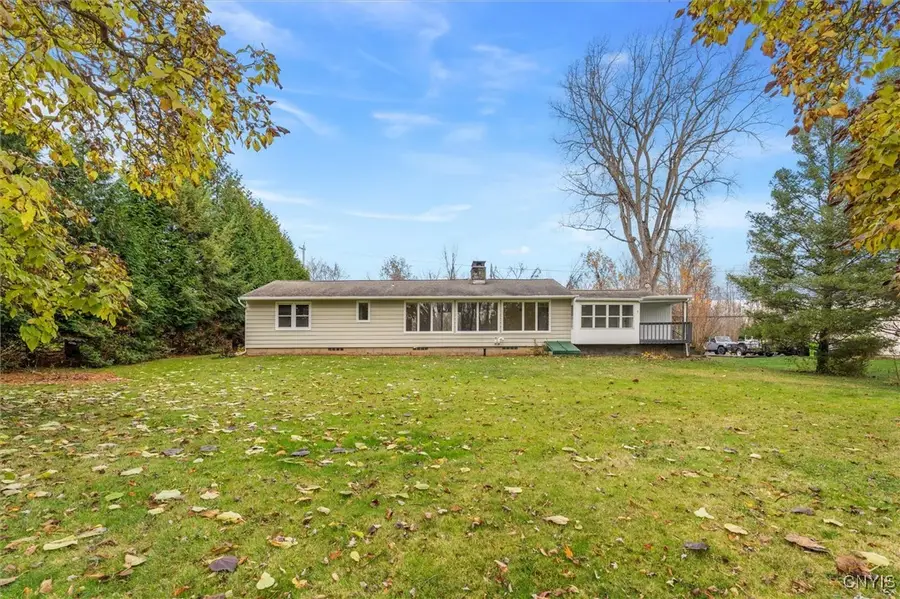 3300 Woods Road, Baldwinsville, NY 13027 - Image #3