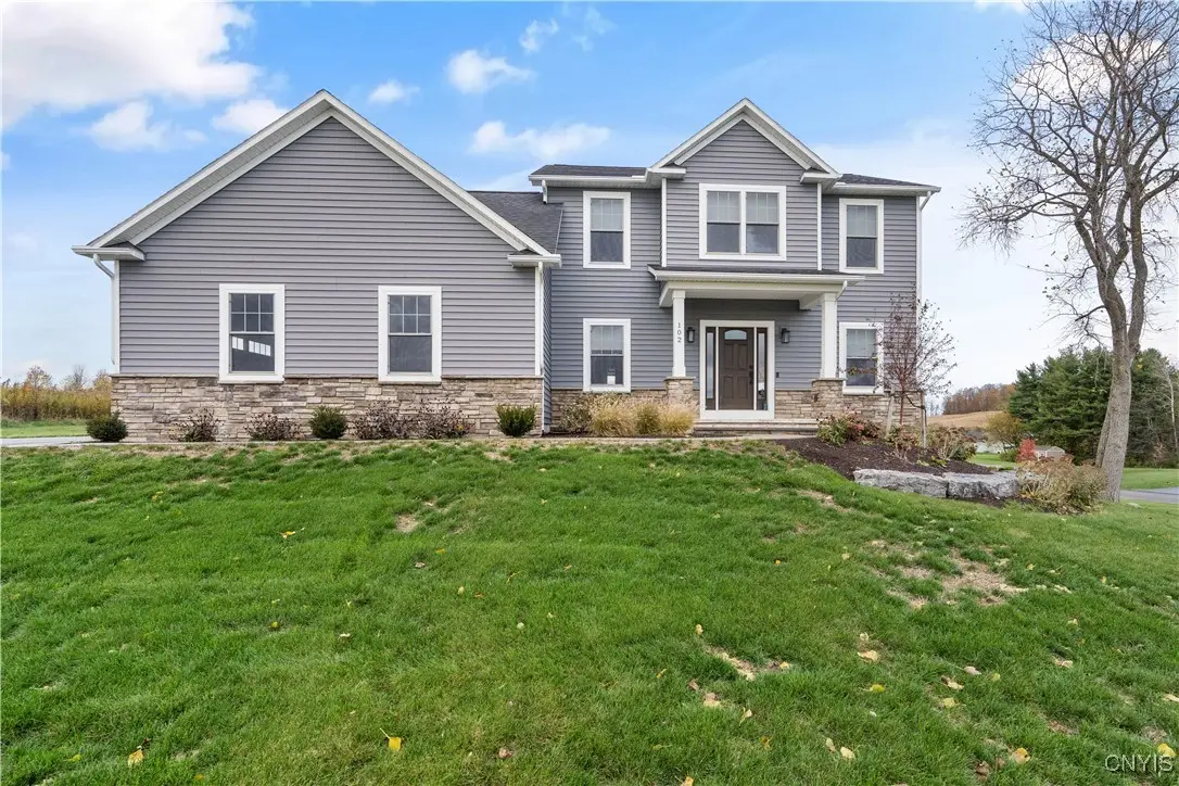 102 Firefly Way, Camillus, NY 13031 - Image #1