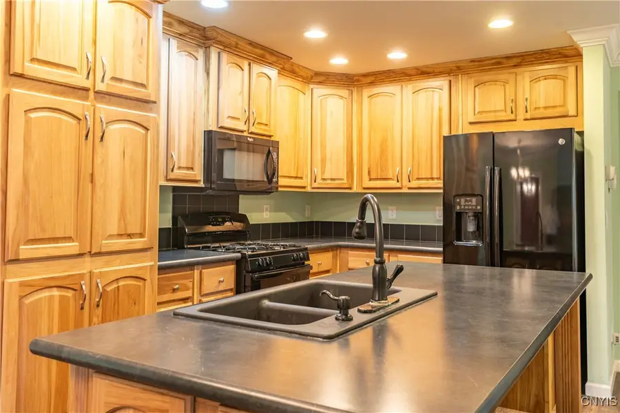 11423 Misty Meadow Drive, Cato, NY 13033 - Image #3