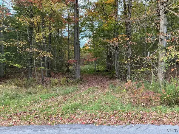 Voorhees Road, Parish, NY 13131