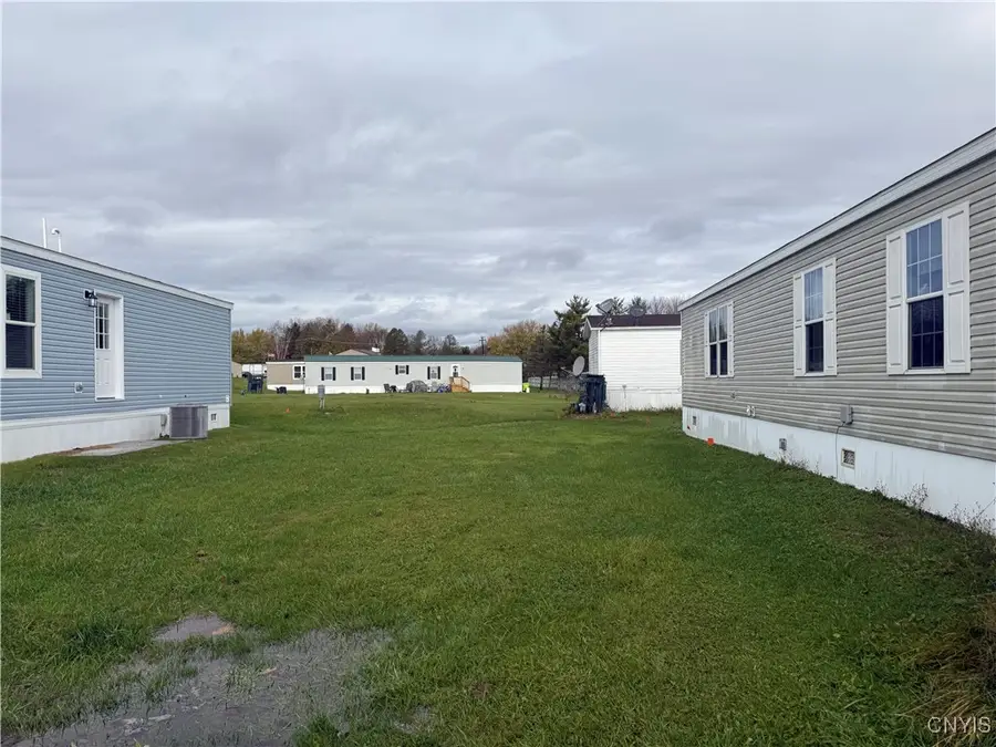 4100 Bermond Court, Liverpool, NY 13090 - Image #2