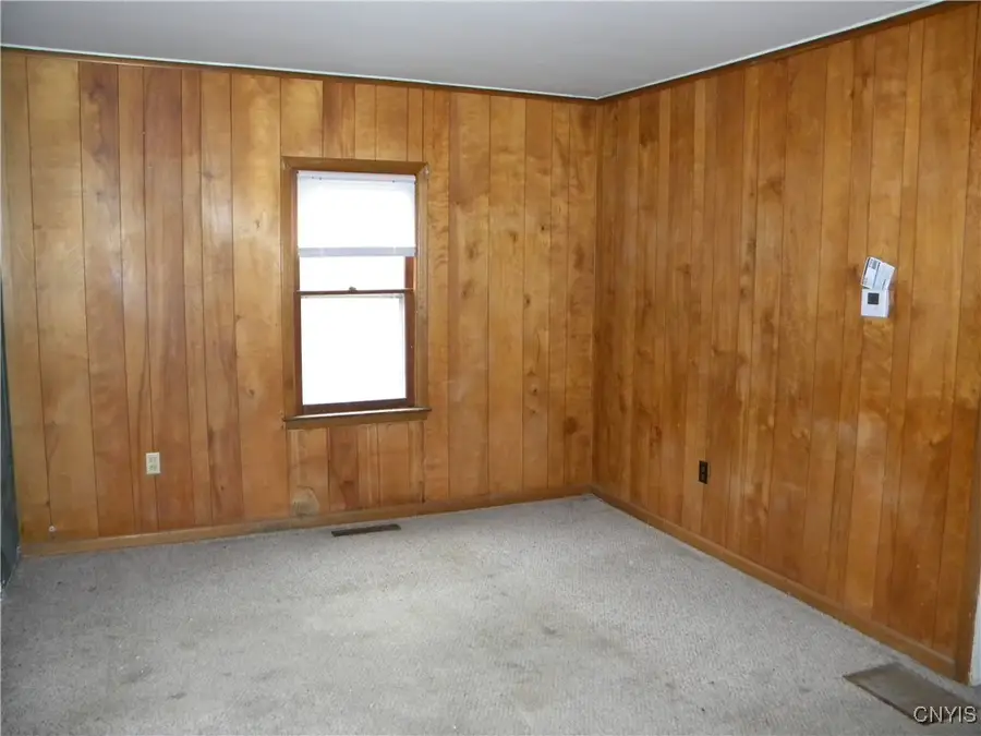 37 W Oneida Street, Baldwinsville, NY 13027 - Image #2