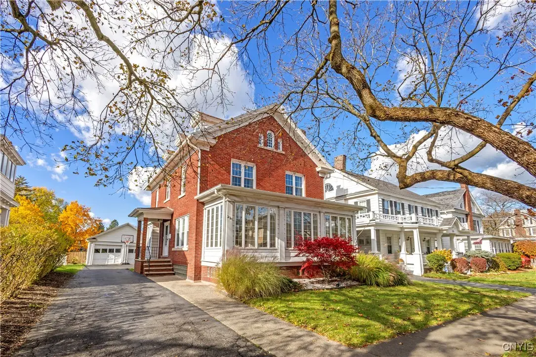 221 Hampton Road, Syracuse, NY 13203 - Image #1