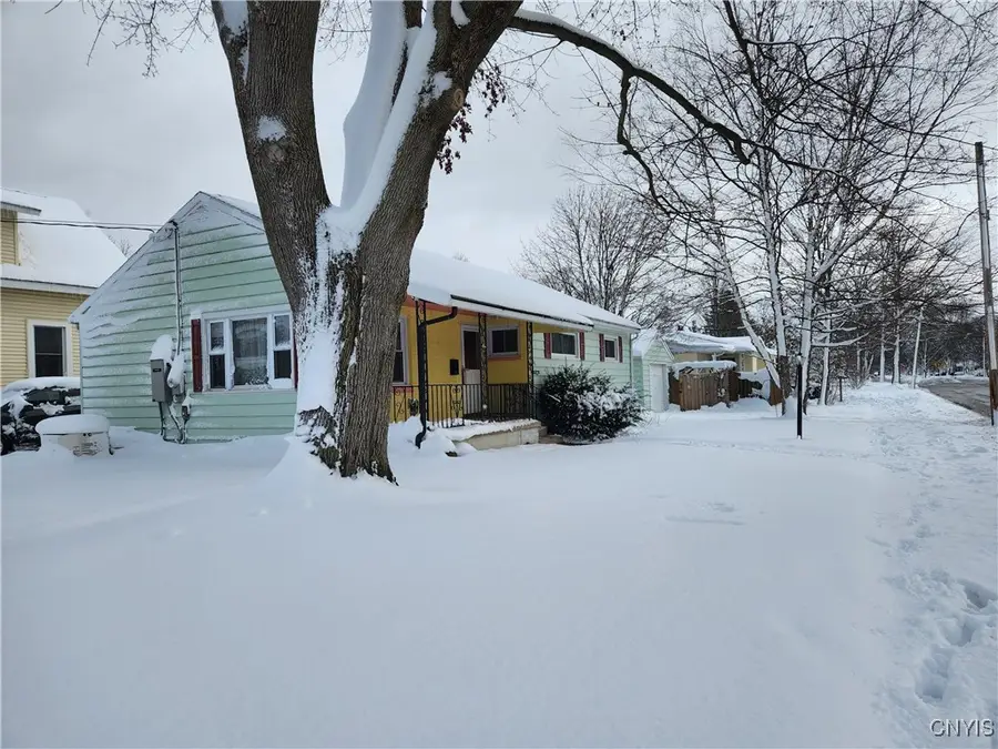 516 Cleveland Avenue, Oneida, NY 13421 - Image #2