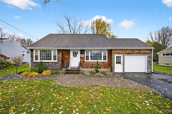 205 Sunset Drive, East Syracuse, NY 13057