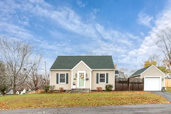 220 6th Street, Liverpool, NY 13088