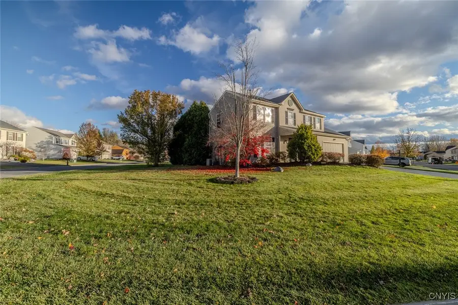 5101 Old Barn Road, Clay, NY 13041 - Image #2