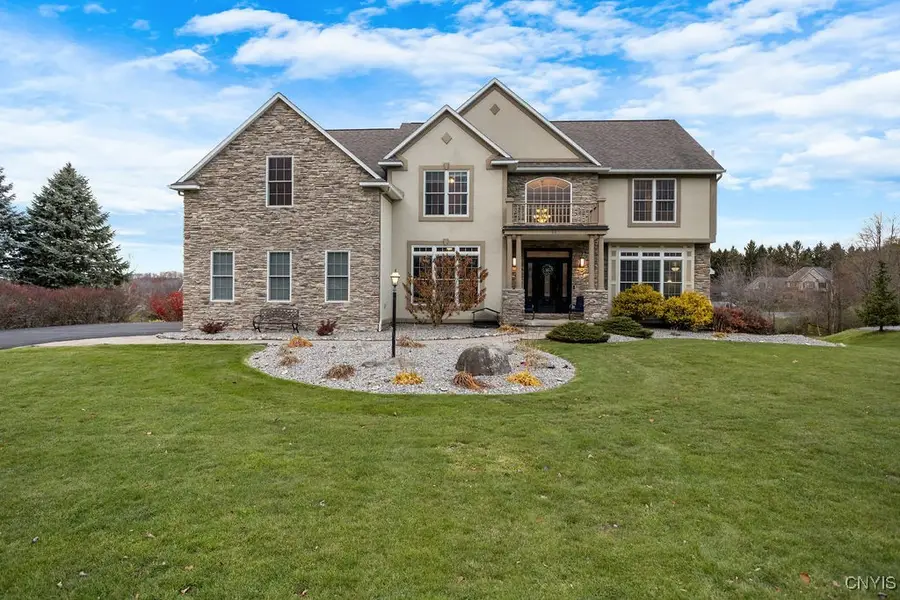 603 Briar Brook Run, Fayetteville, NY 13066 - Image #2