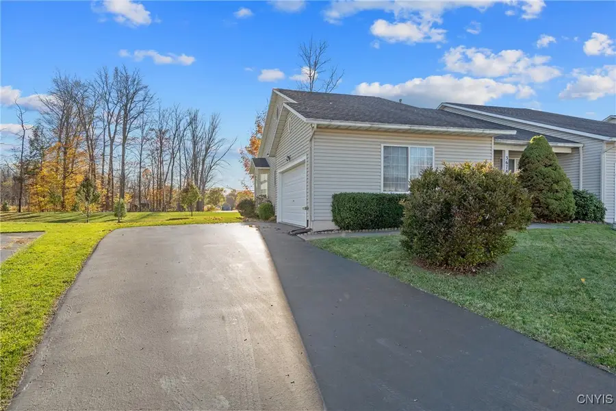 3678 Black Brant Drive, Liverpool, NY 13090 - Image #3